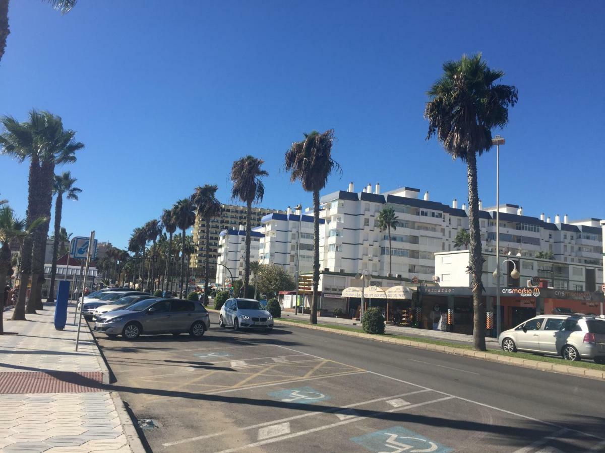 Luxury Beachfront Apartment In Benalmadena Costa Exterior photo